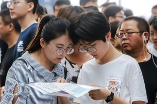 苏群：女篮总是在节日不休息 用自己的汗水和胜利给我们带来快乐